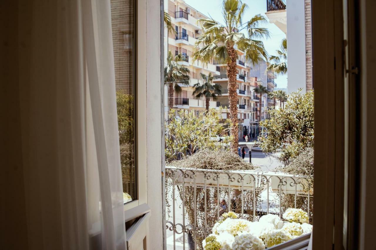 Palazzo Dei Grifoni - Luxury Suites - San Benedetto del Tronto Extérieur photo