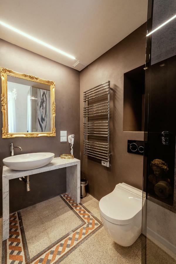 Palazzo Dei Grifoni - Luxury Suites - San Benedetto del Tronto Extérieur photo