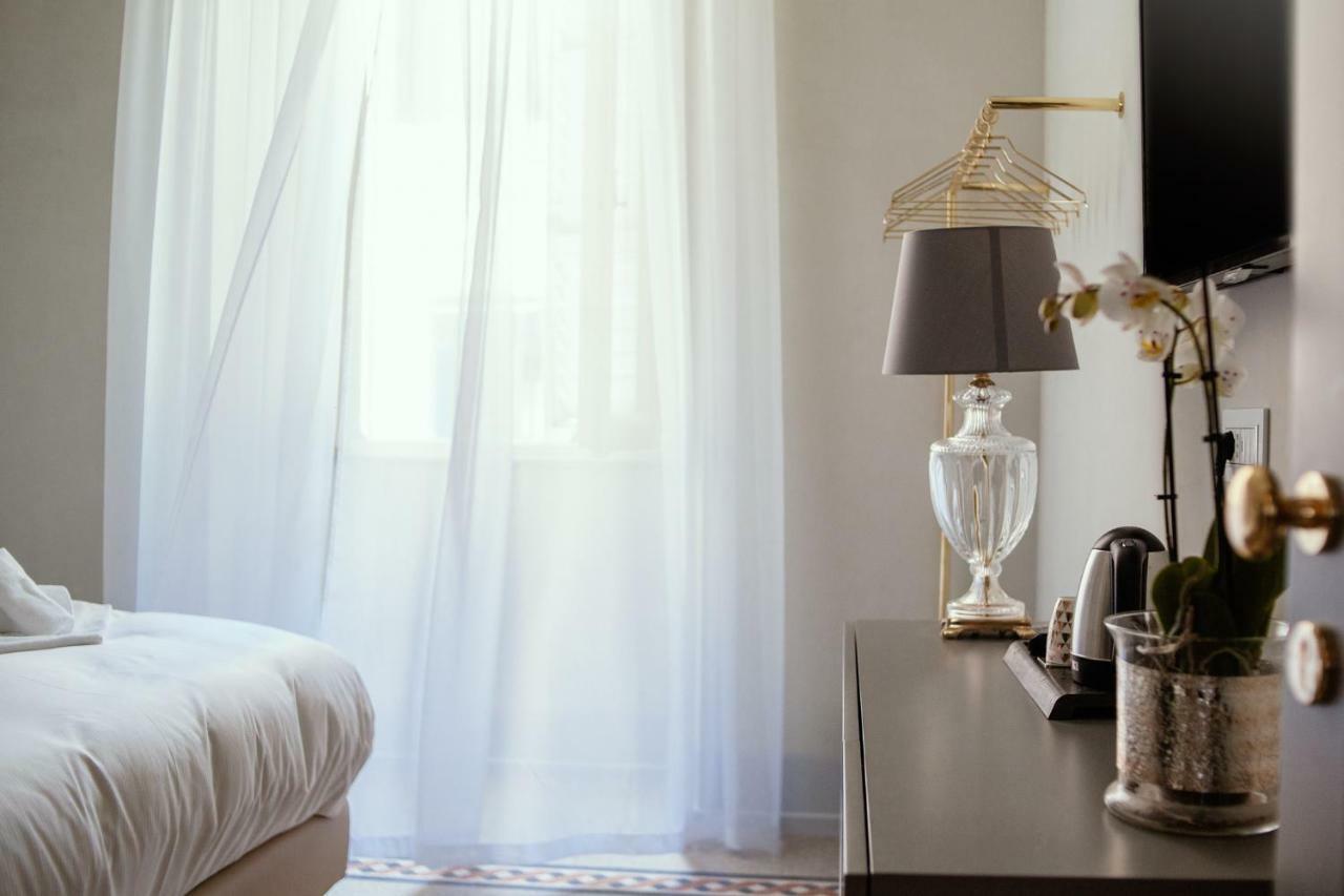 Palazzo Dei Grifoni - Luxury Suites - San Benedetto del Tronto Extérieur photo